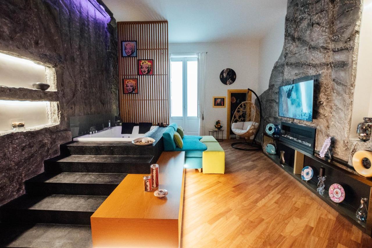 Gd Luxury Apartments Monopoli Luaran gambar
